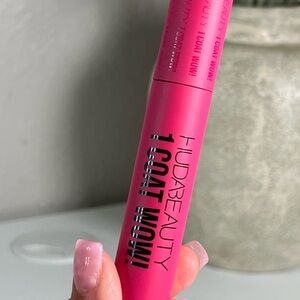 HUDA BEAUTY One Coat Wow Mascara - Very Vanta